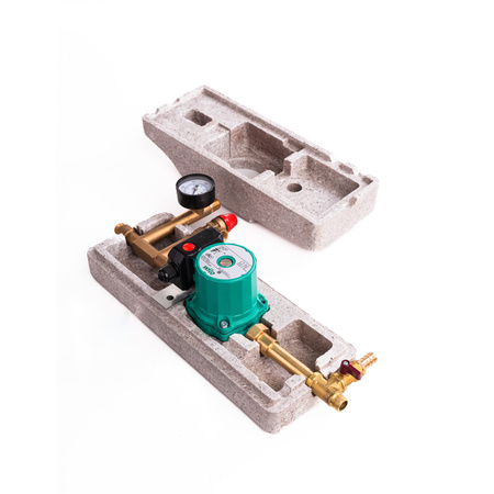 Kit solar con tres paneles planos de 2,5 m² sin cable solar y sin depósito